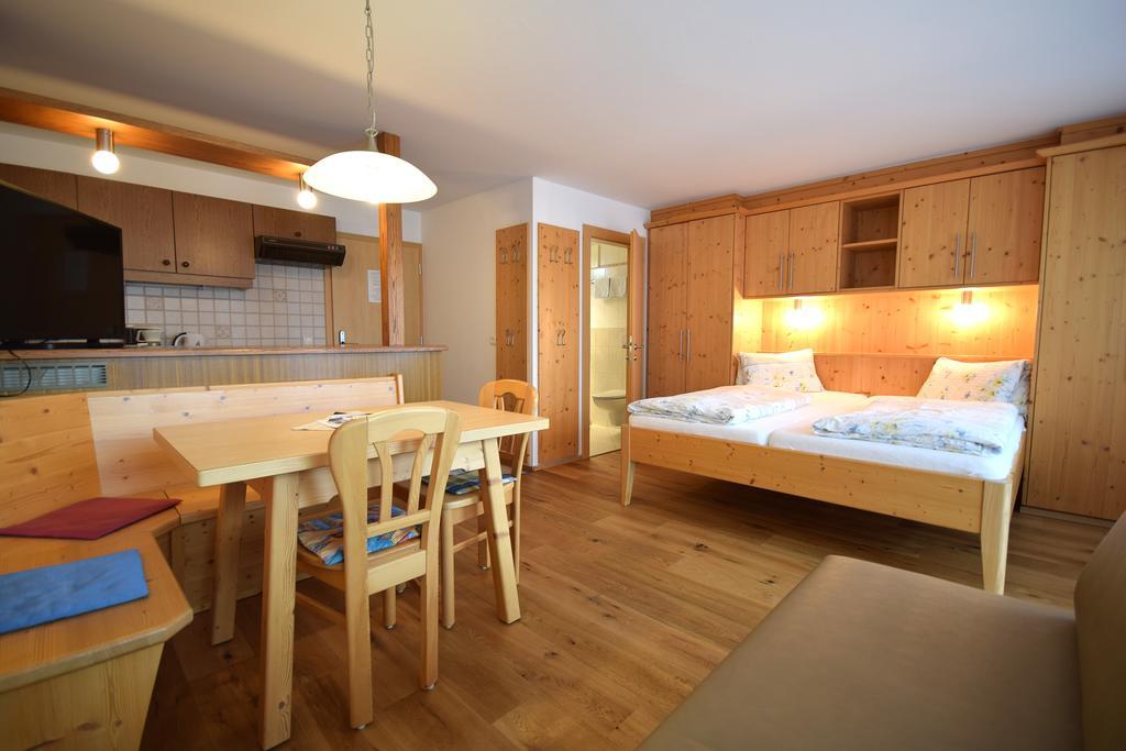 Gaestehaus Waltl Krimml Bagian luar foto