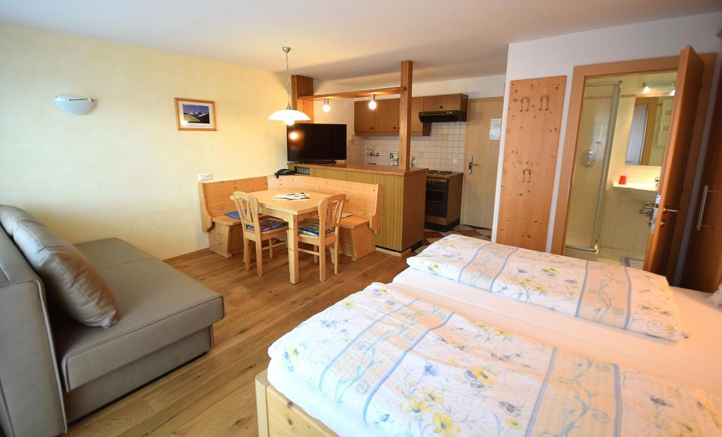 Gaestehaus Waltl Krimml Bagian luar foto